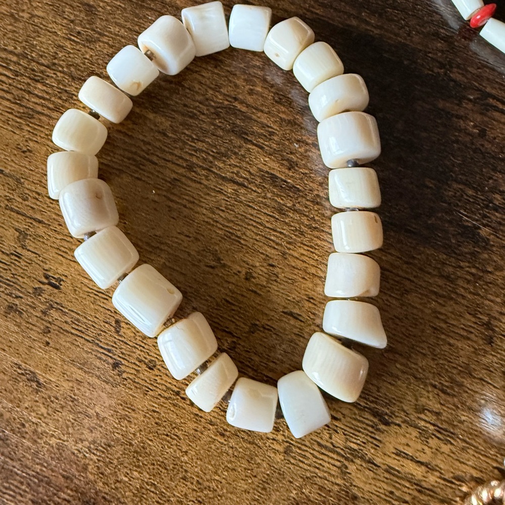 LOT of vintage jewelry. - Picture 12 of 15